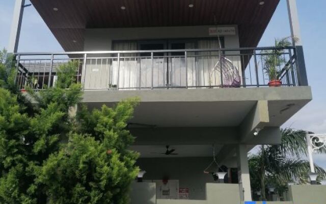 Nandi Hills View Cottages