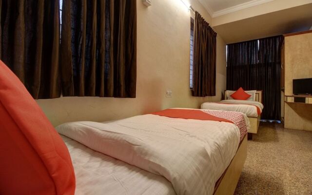 OYO 23051 Hotel Surya Yatri Niwas