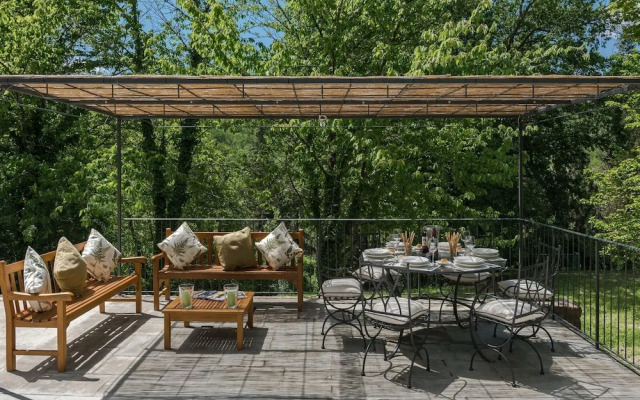 Restful Holiday Home in Reggello With Swimming Pool