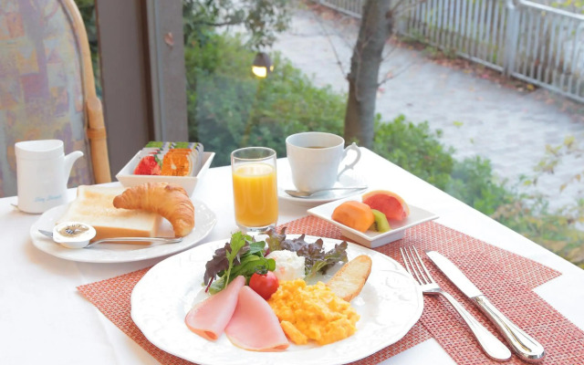 Takarazuka Washington Hotel