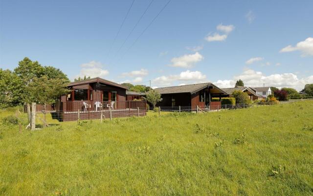 Green View Lodges