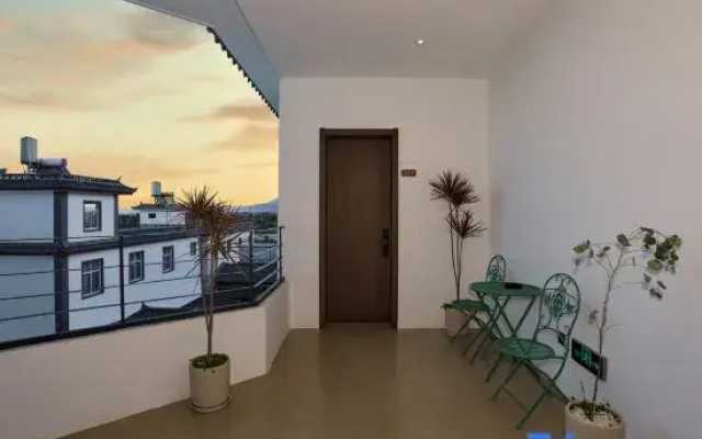 Ruoyun Designer Homestay