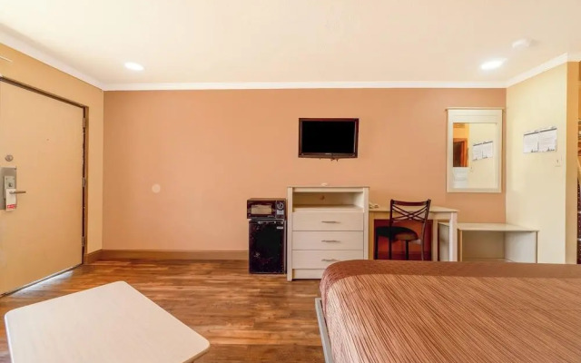 River Valley Motor Inn