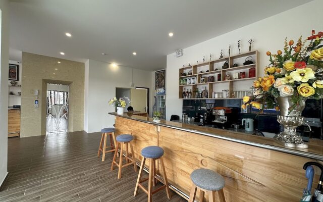 Capital O 1208 Phong Van Villa