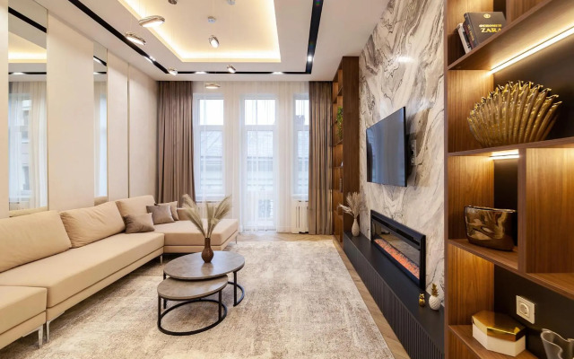 Royal Apartment on Fredra 4a