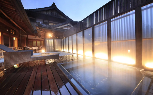 Fuji Onsenji Yumedono Hotel