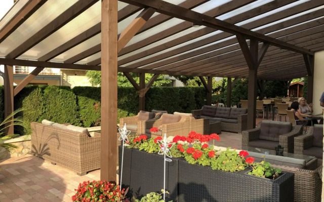 Ezüsthíd Hotel