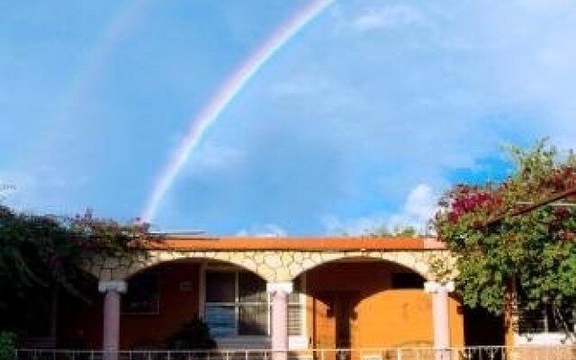 Hotel Palacio Maya