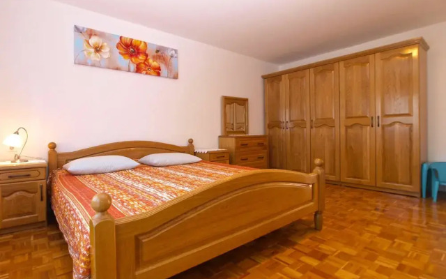 Apartment 1638