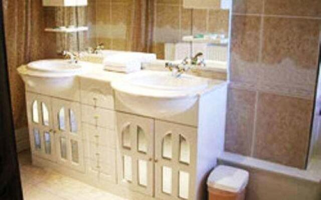 Oxfordshire Inn Hotel