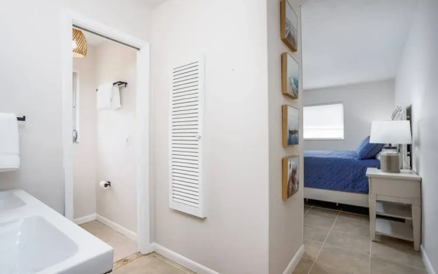 Nokomis Home Close to Beach