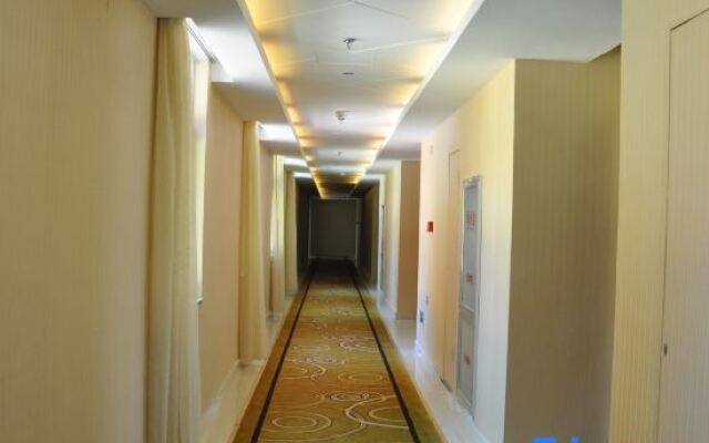 Wolong International Hotel