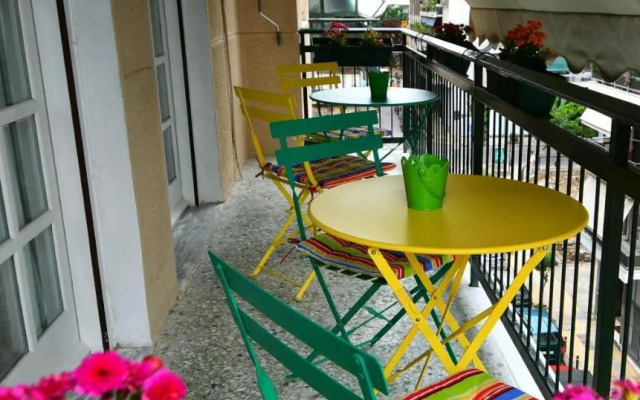 Top Koukaki Location 3rd floor 2bdr