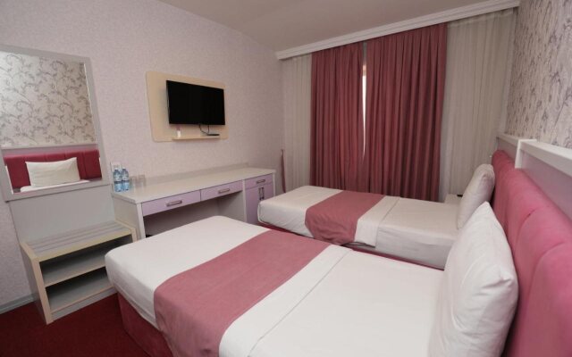 Altus Hotel Baku - Free Massage