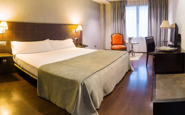 IBERIK Hotel Santo Domingo Plaza