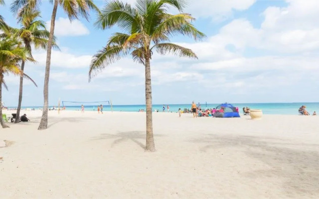 Hollywood Beach Resort