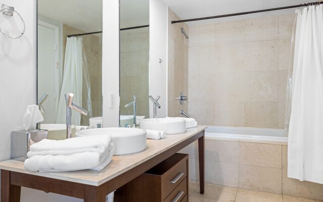 Icon Brickell W Miami by Velvet Luxury