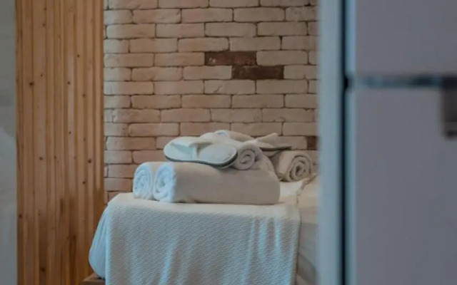 COSea Living: SeaSide Deluxe Suite in Harbour 107B