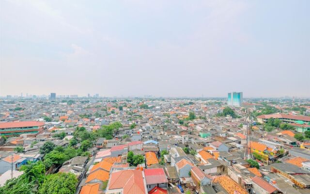 Cozy Living And Modern 2Br Bassura City Apartment