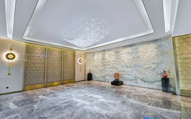Vienna Hotel (Herringle Mengniu)