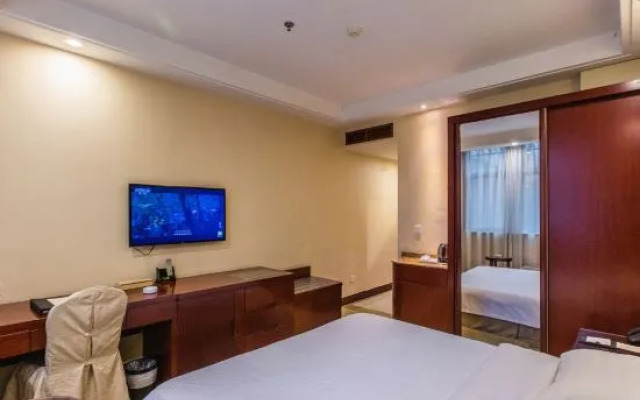 Yuncheng Hotel
