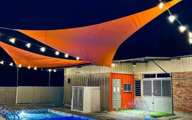 The Rina Homestay• Private Pool • Karaoke • BBQ