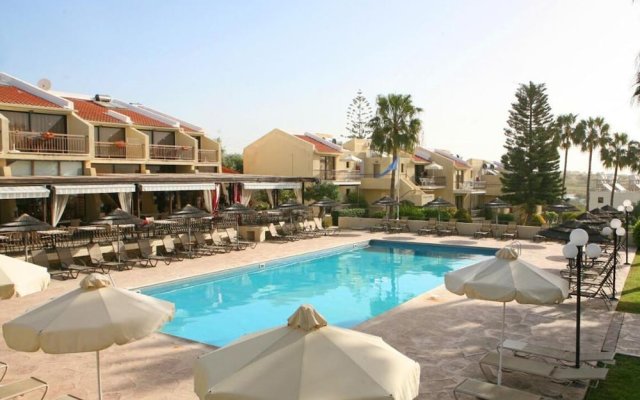 Delightful 1-bedroom Holiday Apartment With Balcony All Yours