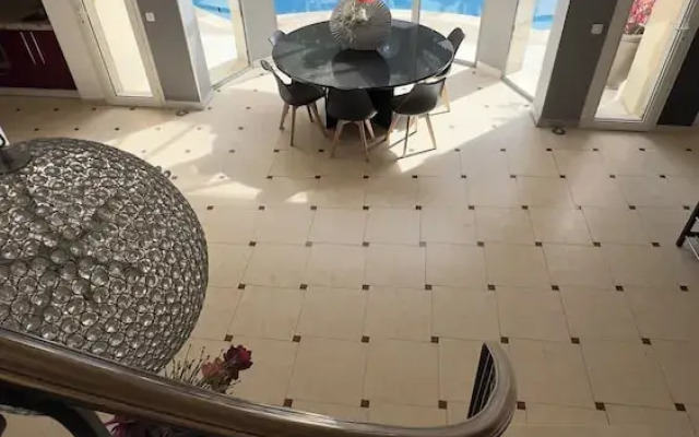 Villa confort et piscine