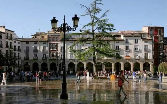 Hostal Rioja Condestable