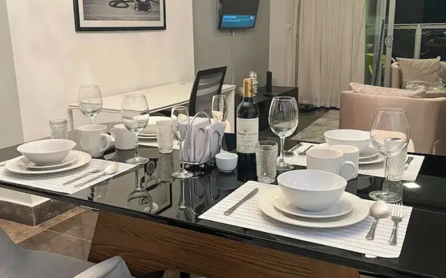 Lujosa Suite Piso 53 - Yoo Panamá 53K