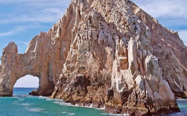 Great 2BR Family Suite in Cabo San Lucas