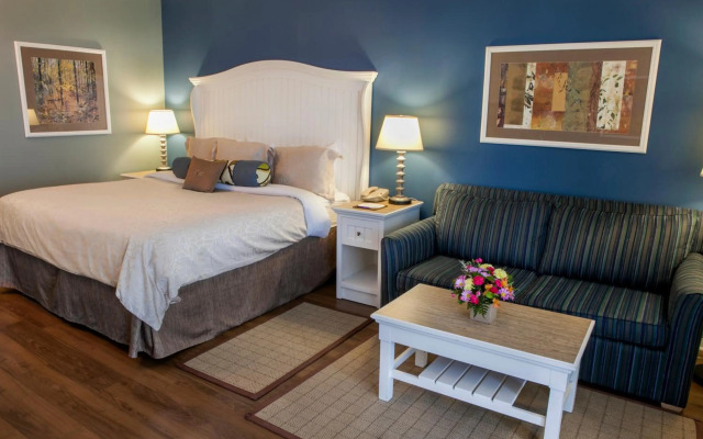 Watkins Glen Harbor Hotel