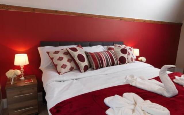 Garden View, 6 Rodley Hall, Leeds