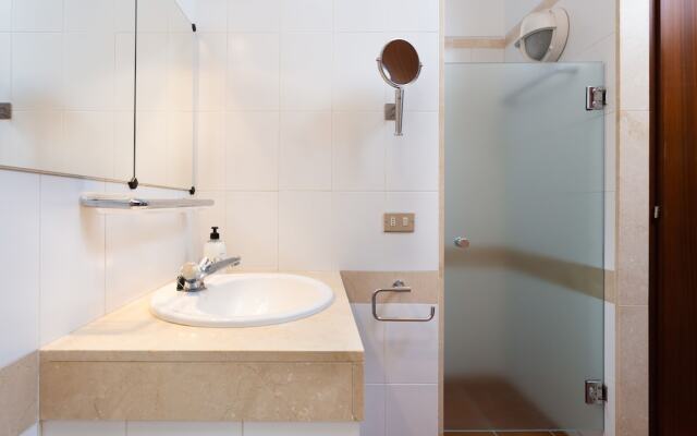 Beach Life Apartment, Exclusive Seafront Triplex