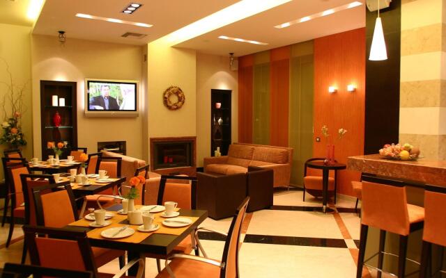 Alexandros Boutique Hotel