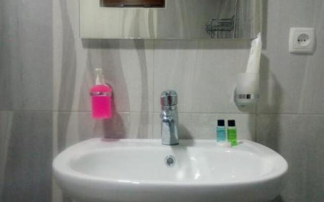 Roza’s Guest House