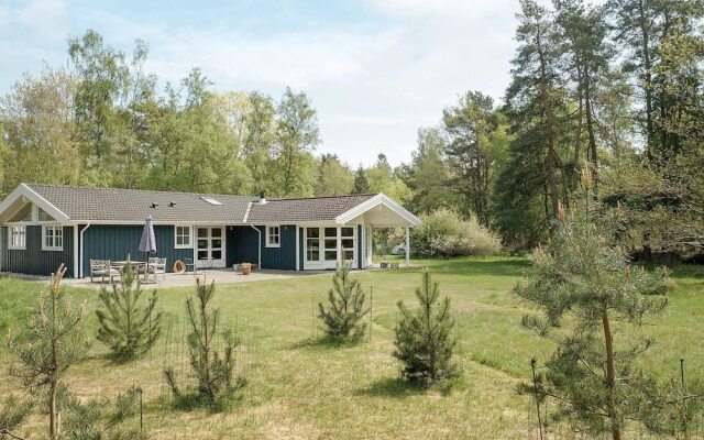 10 Person Holiday Home in Rorvig