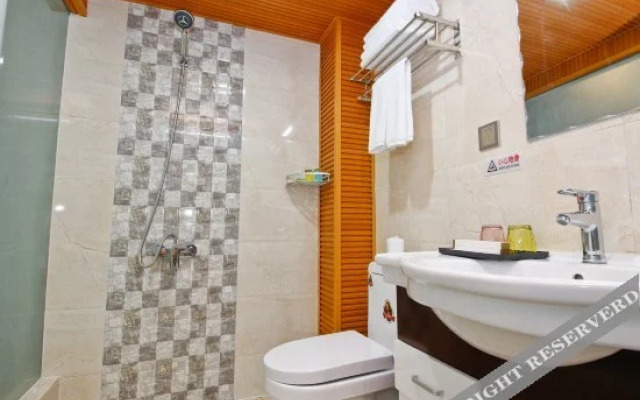 Han & Tang Dynasties Inn (Xianyang Zhongxin Plaza)