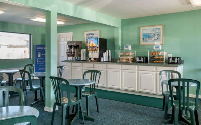 Rodeway Inn And Suites