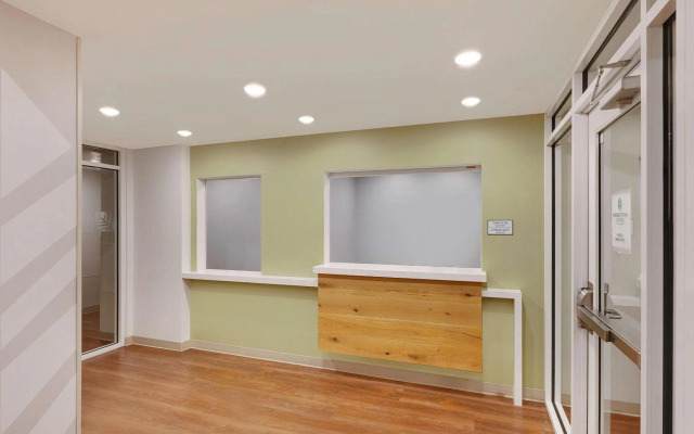WoodSpring Suites Las Colinas - Northwest Dallas