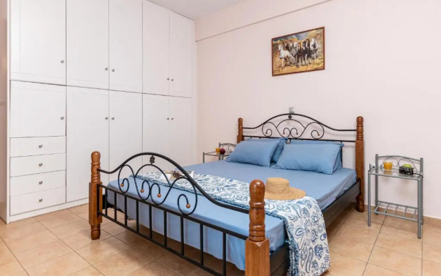 Nick & Debbie's two-storey apartment