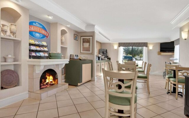 Baymont Inn & Suites Longview