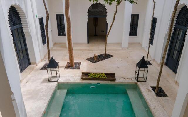 Moroccan vacation home for 16 guests!