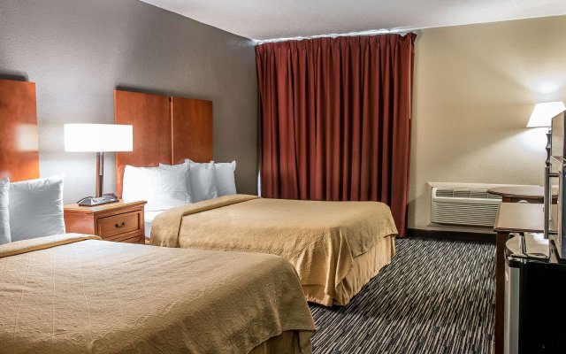 Quality Inn and Suites Livonia