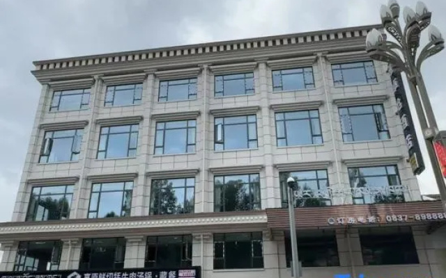 Yazhuocang Hotel – Exterior – Ngawa