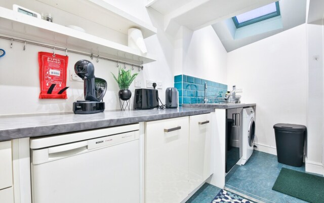 StayRight 3BR House in Pontcanna