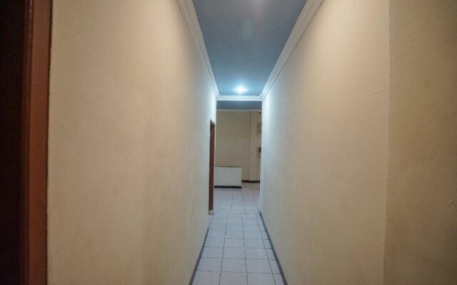 Hotel Central By OYO Rooms