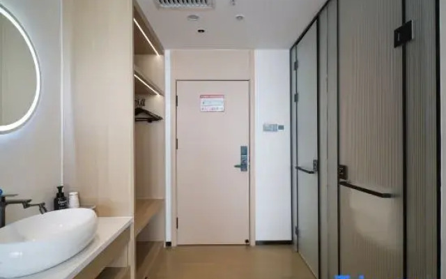 Qiduo Light Residence Hotel