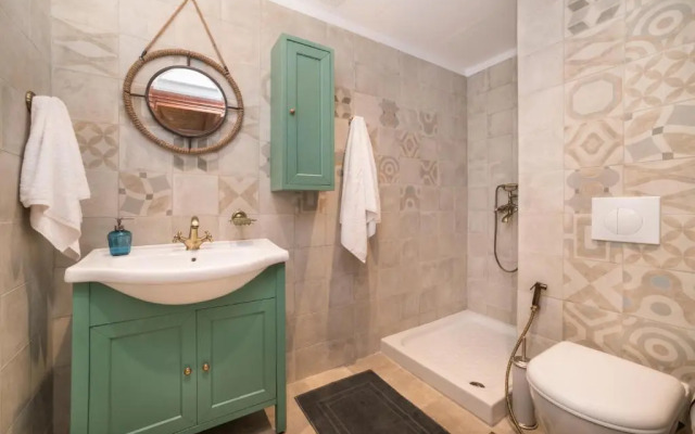 ARADENA TRADITIONAL House 4