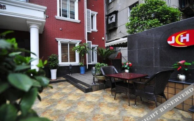 Guiyang  Qixia   Business  Hotel